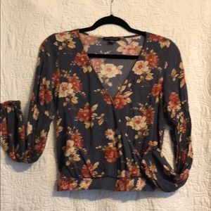 American Eagle long sleeve top size XS